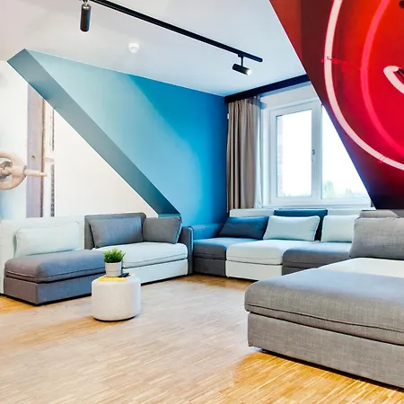 Milestone Center Ostello *